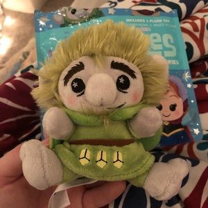 COLLECTORS ITEM disney wishable frozen grandpabbie
